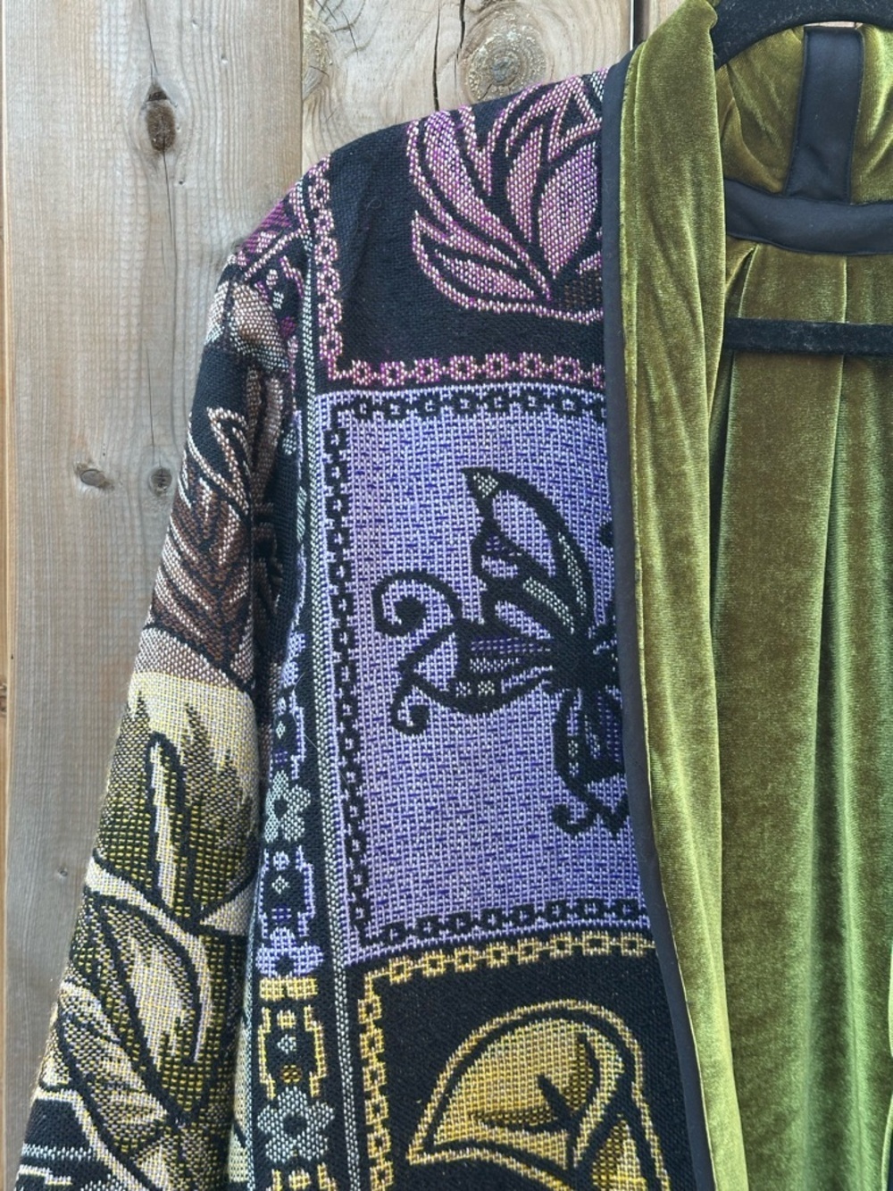 HANDMADE One-of-a-Kind Frida Kahlo Upcycled Tapestry & Velvet Coat - Sz Large/XL - Picture 4 of 8